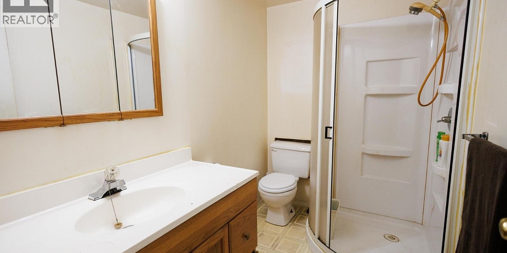 4732 LOEN AVENUE Terrace Photo 19 4732 LOEN AVENUE Terrace Photo 19